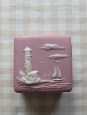 Vintage Nemith Pink Nautical Incolay Soap Bar Lighthouse Relief 80s Trinket Box
